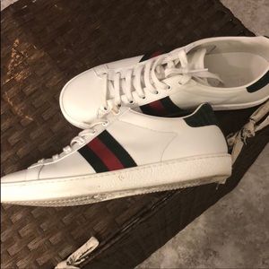 Gucci shoes